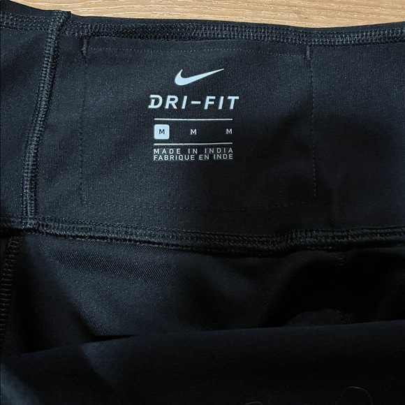 Nike Black Leggings with White Swoosh - Picture 5 of 5